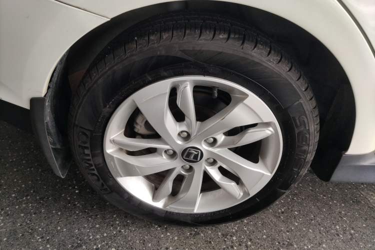 Used Luxgen S3 2016 1.6L CVT Smart Enjoyment Model Right Rear Wheel Hub