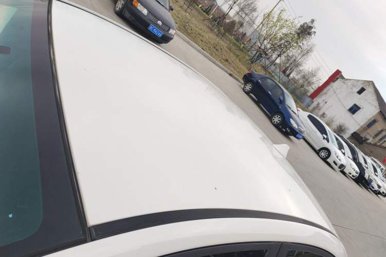 Used Luxgen S3 2016 1.6L Manual Smart Edition Roof