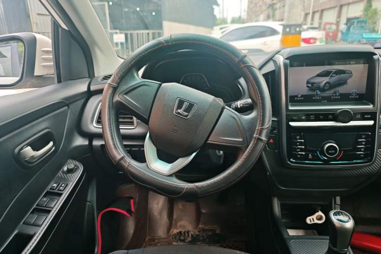 Used Luxgen S3 2016 1.6L Manual Smart Edition Steering Wheel