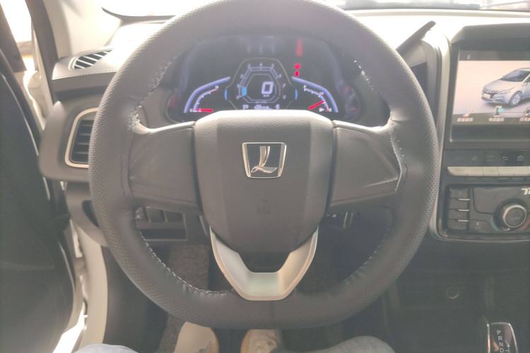 Used Luxgen S3 2016 1.6L CVT Smart Enjoyment Model Steering Wheel