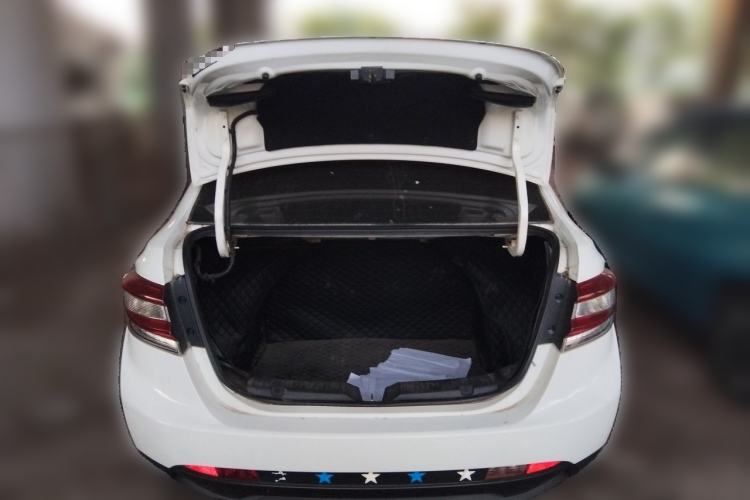 Used Luxgen S3 2016 1.6L Manual Luxury Model with Sunroof Trunk