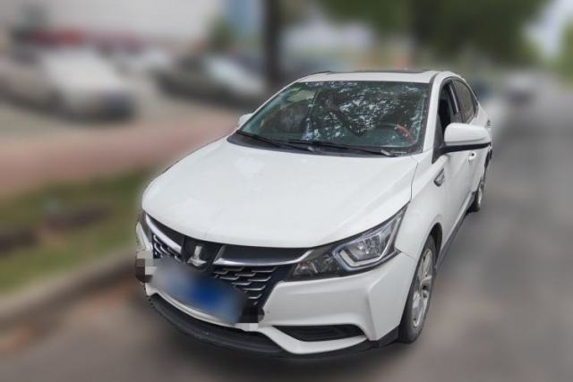 Used Luxgen S3 2016 1.6L CVT Deluxe Model with Sunroof
