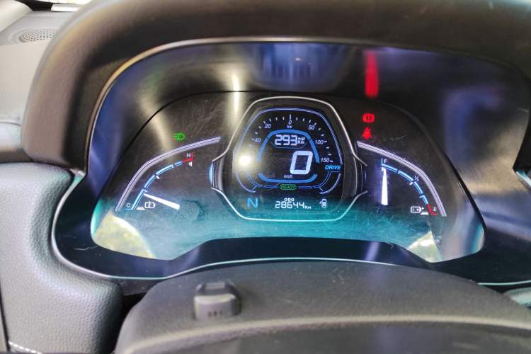 Used Luxgen U5 EV 2018 360 Elite Edition Instrument Cluster