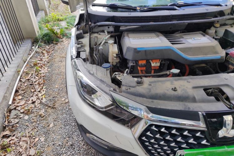 Used Luxgen U5 EV 2018 360 Elite Edition Right Front Headlight