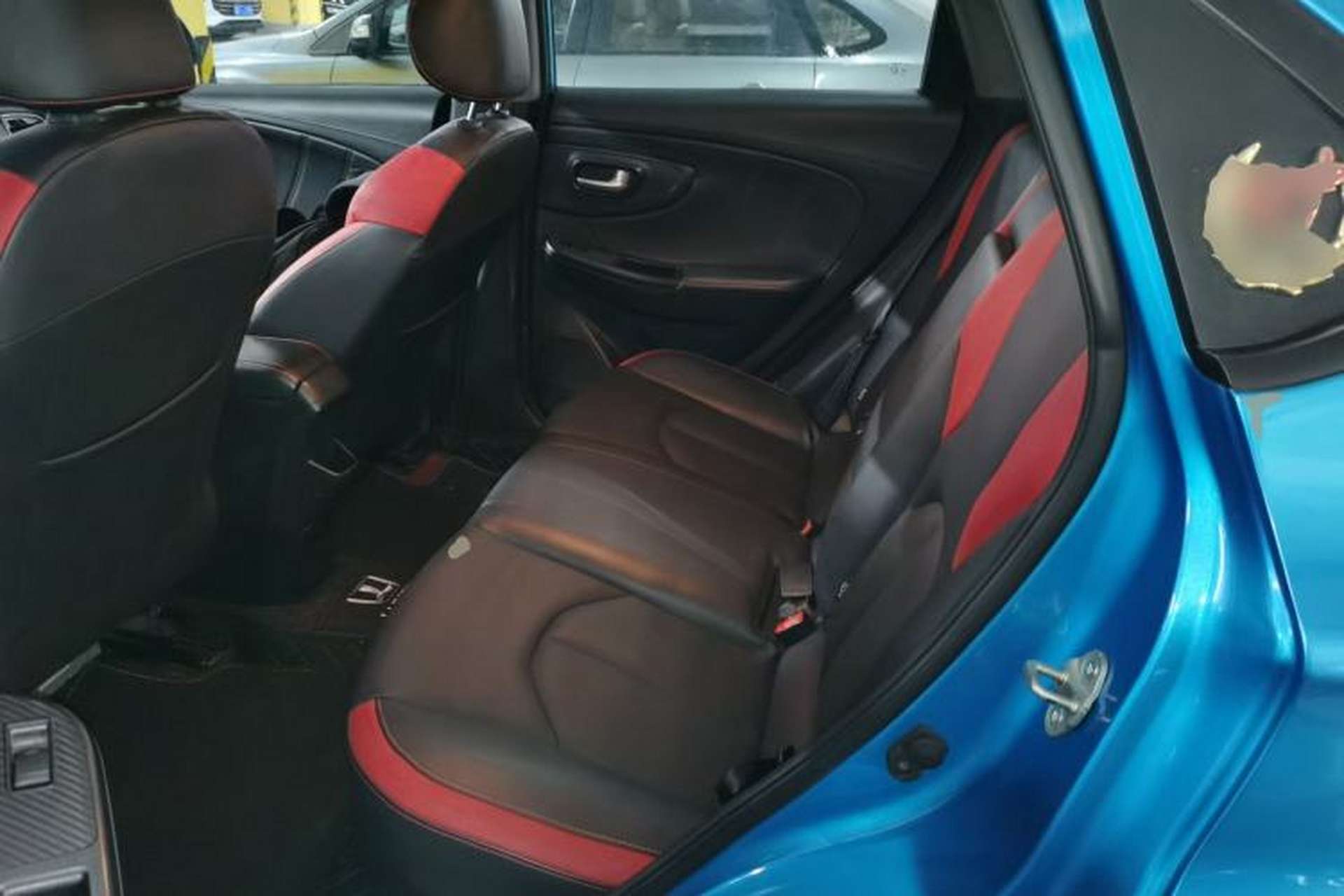 Used Luxgen U5 SUV 2017 1.6L CVT Prestige Edition Left Rear Seat