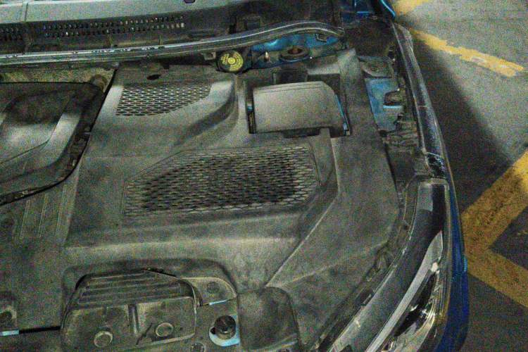 Used Luxgen U5 SUV 2017 1.6L Manual Jazz Edition Engine Bay Left