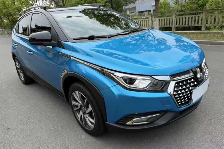 Used Luxgen U5 SUV 2017 1.6L CVT Flagship Edition Exterior 7