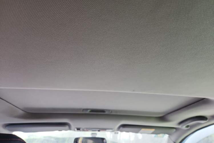 Used Luxgen U5 SUV 2017 1.6L CVT Jazz Edition Headliner