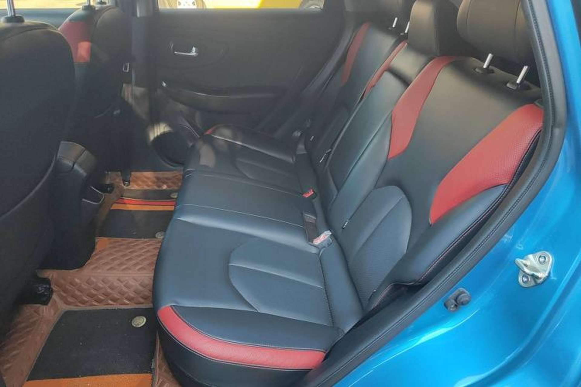 Used Luxgen U5 SUV 2017 1.6L CVT Prestige Edition Left Rear Seat