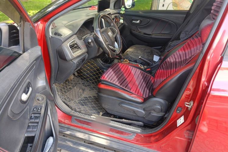 Used Luxgen U5 SUV 2017 1.6L CVT Flagship Edition Driver Seat