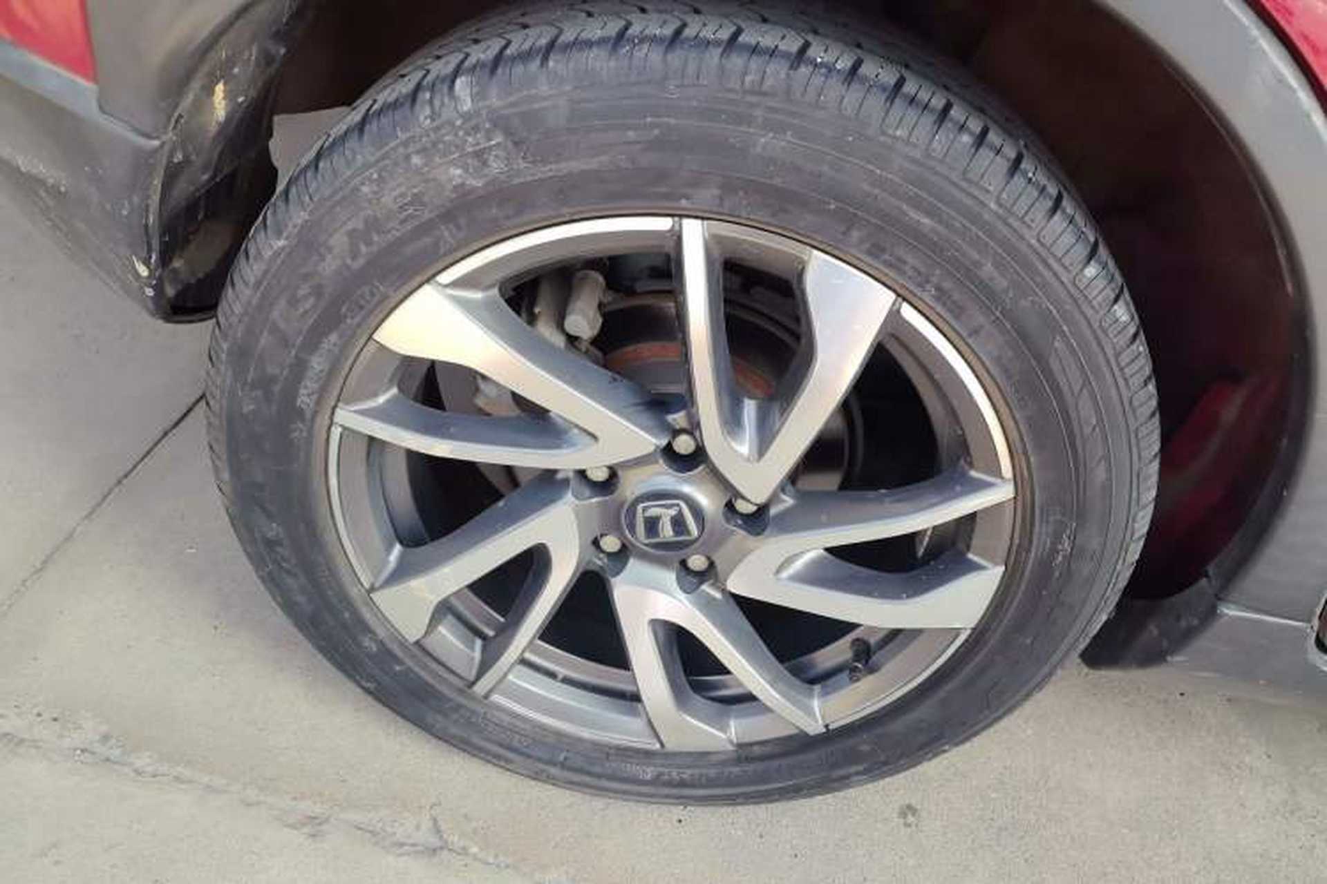 Used Luxgen U5 SUV 2017 1.6L CVT Knight Edition Exterior 3