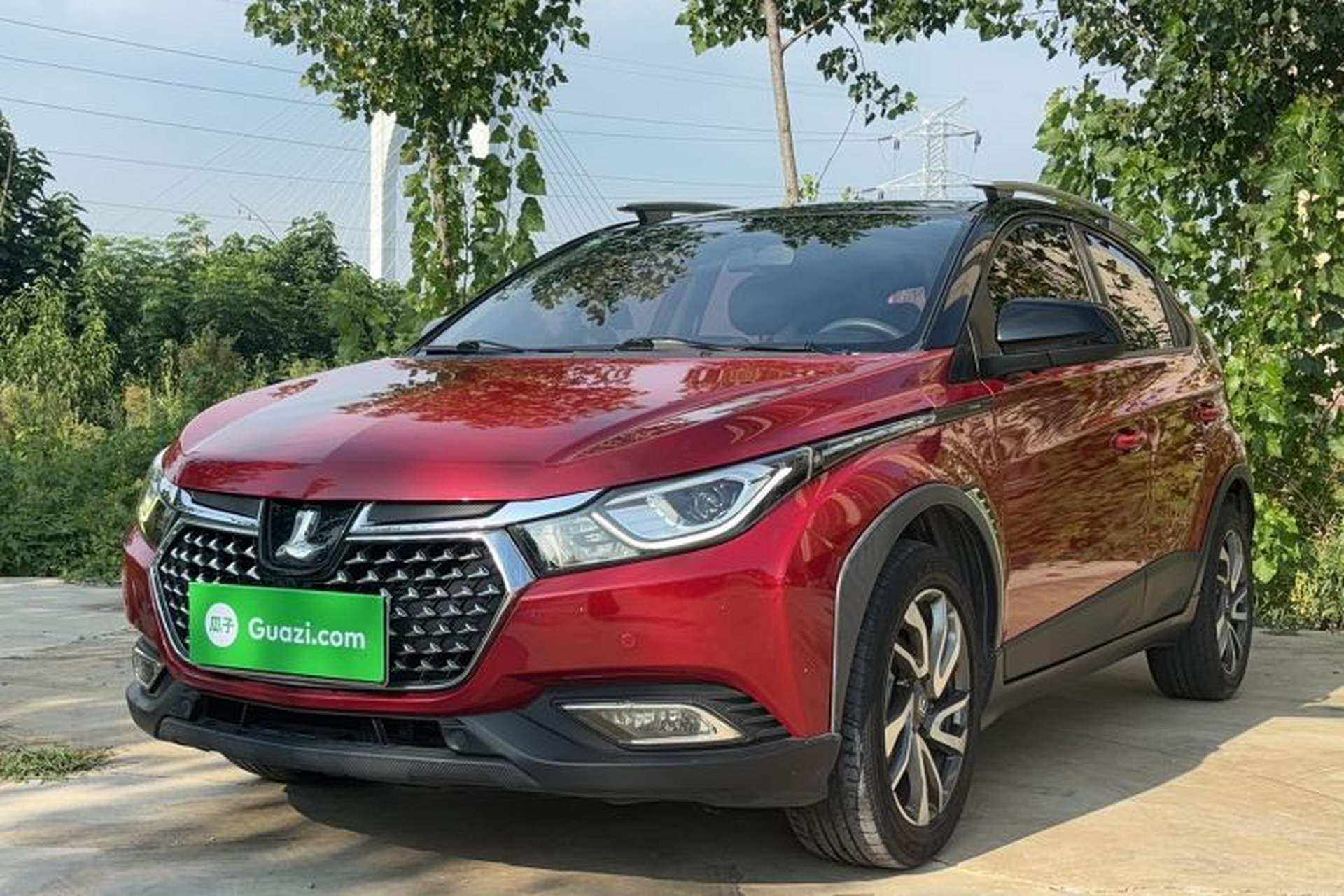 Used Luxgen U5 SUV 2017 1.6L CVT Jazz Edition Front Left 45 Deg