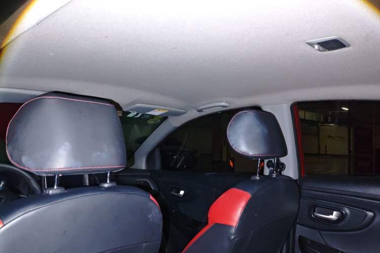 Used Luxgen U5 SUV 2017 1.6L CVT Prestige Edition Headliner