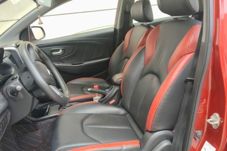 Used Luxgen U5 SUV 2017 1.6L CVT Knight Edition Left Front Seat