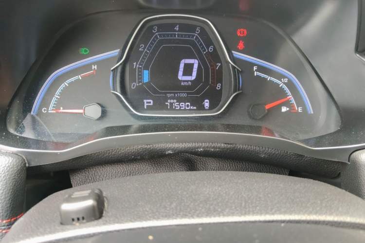 Used Luxgen U5 SUV 2017 1.6L CVT Knight Edition Odometer Close Up