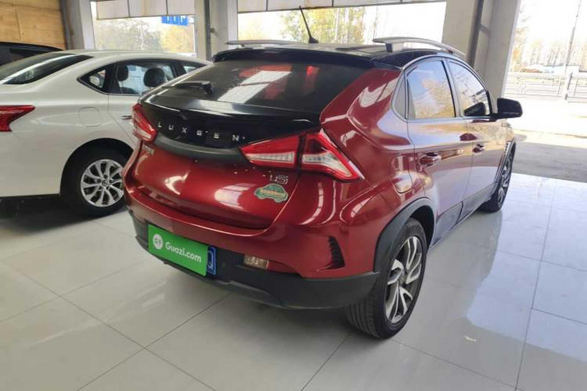 Used Luxgen U5 SUV 2017 1.6L CVT Prestige Edition Rear Right 45 Deg
