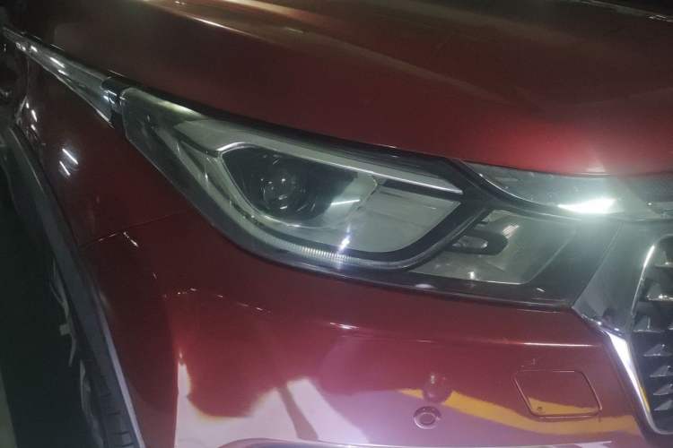 Used Luxgen U5 SUV 2017 1.6L CVT Prestige Edition Right Front Headlight