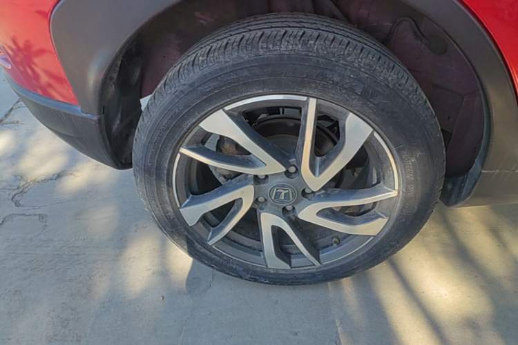 Used Luxgen U5 SUV 2017 1.6L CVT Jazz Edition Right Rear Wheel Hub