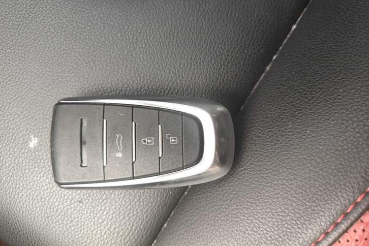 Used Luxgen U5 SUV 2017 1.6L CVT Jazz Edition Vehicle Key