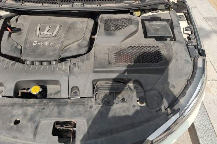 Used Luxgen U5 SUV 2017 1.6L CVT Jazz Edition Engine Bay Left