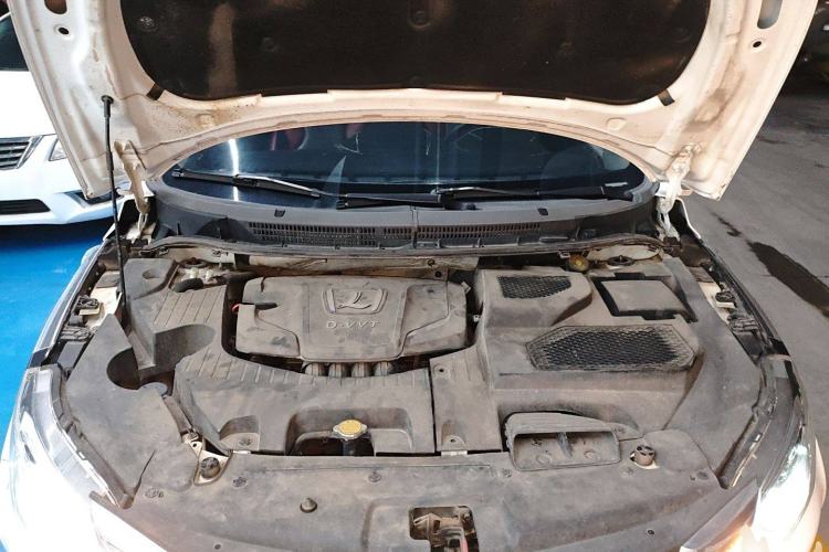 Used Luxgen U5 SUV 2017 1.6L CVT Knight Edition Engine Bay
