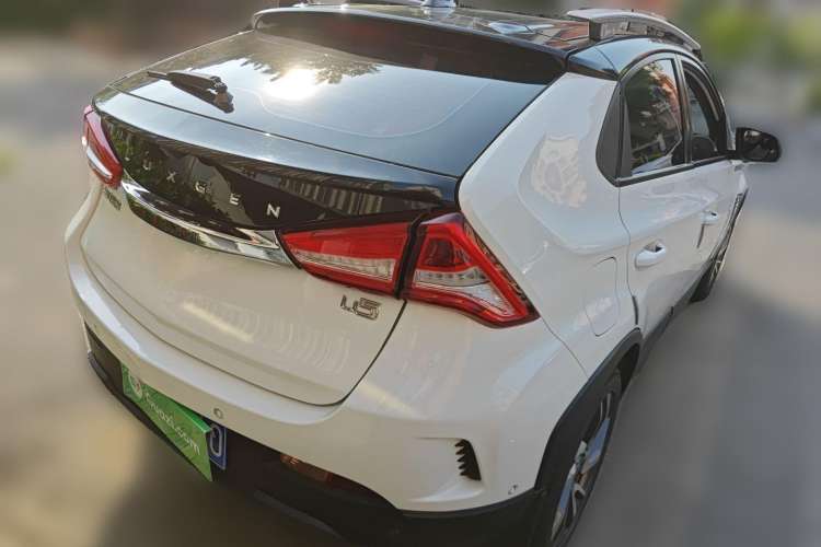 Used Luxgen U5 SUV 2017 1.6L CVT Flagship Edition Exterior 5