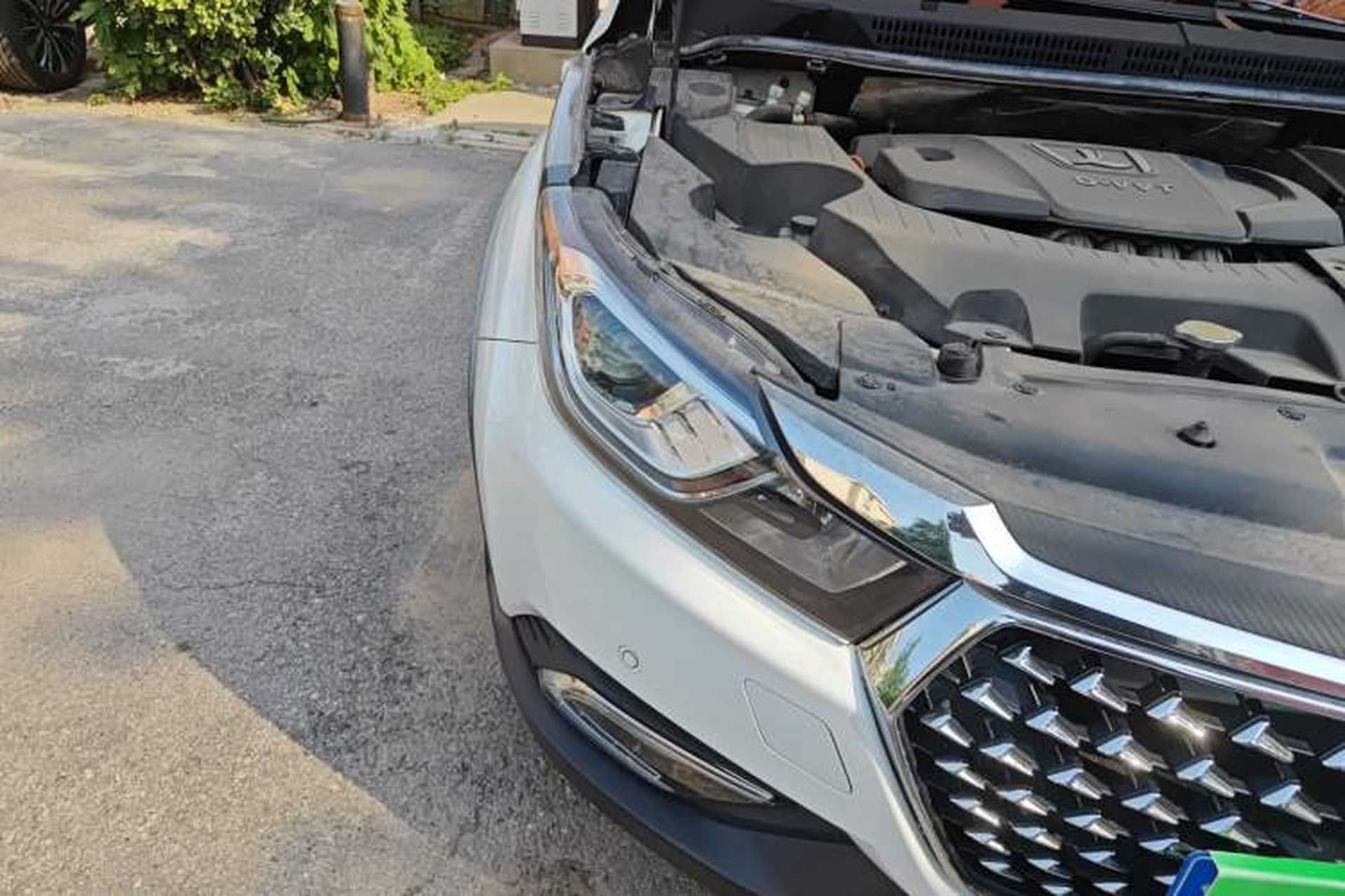 Used Luxgen U5 SUV 2017 1.6L CVT Flagship Edition Exterior 6