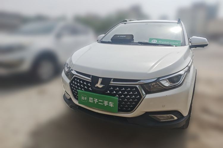 Used Luxgen U5 SUV 2017 1.6L CVT Jazz Edition Front