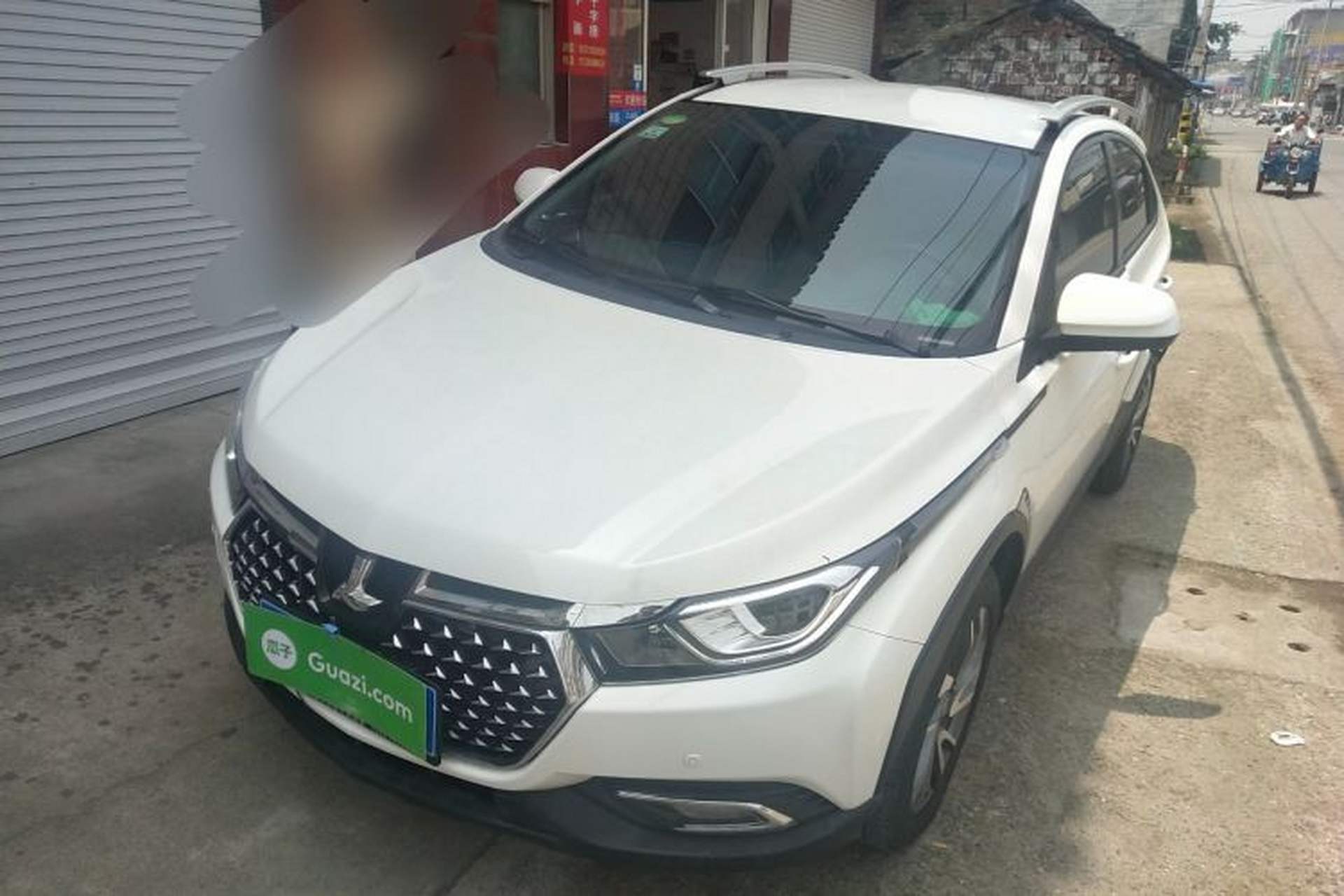 Used Luxgen U5 SUV 2017 1.6L Manual Knight Edition Front Left 45 Deg