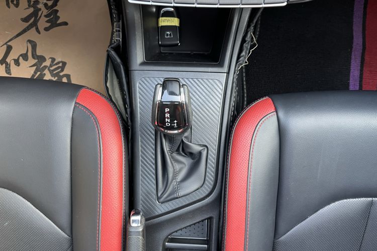 Used Luxgen U5 SUV 2017 1.6L CVT Jazz Edition Gear Lever