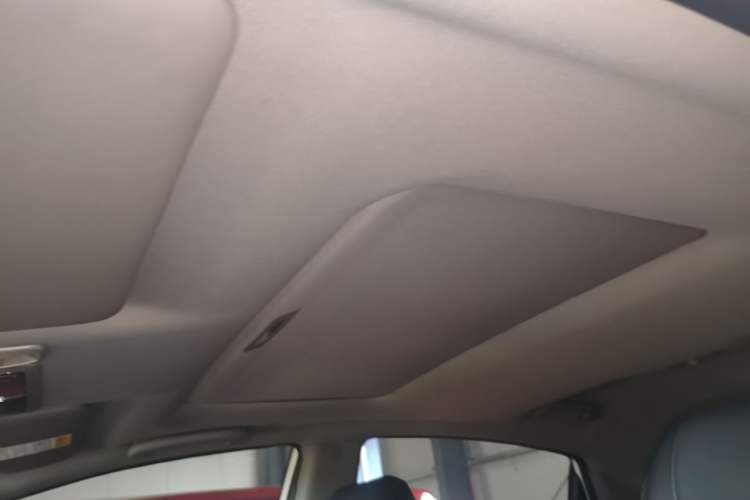 Used Luxgen U5 SUV 2017 1.6L CVT Flagship Edition Headliner