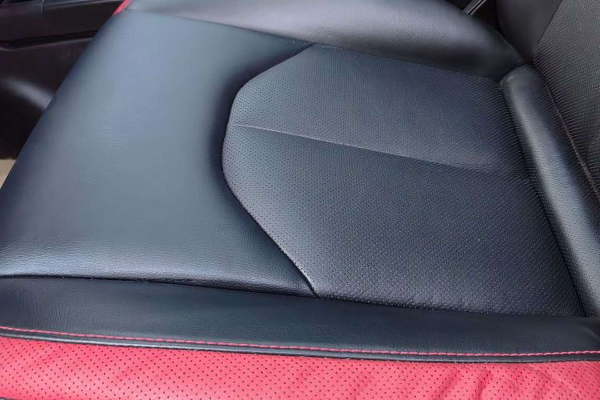 Used Luxgen U5 SUV 2017 1.6L CVT Jazz Edition Interior 6