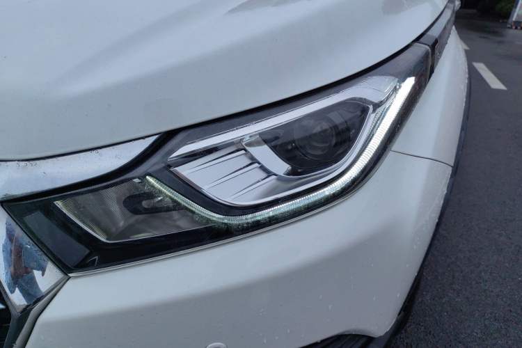 Used Luxgen U5 SUV 2017 1.6L CVT Knight Edition Left Front Headlight