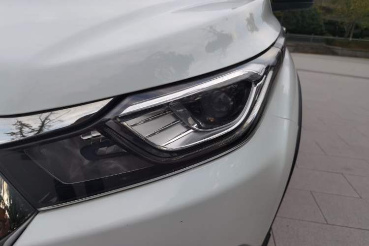 Used Luxgen U5 SUV 2017 1.6L CVT Maxima AR+ Edition Left Front Headlight