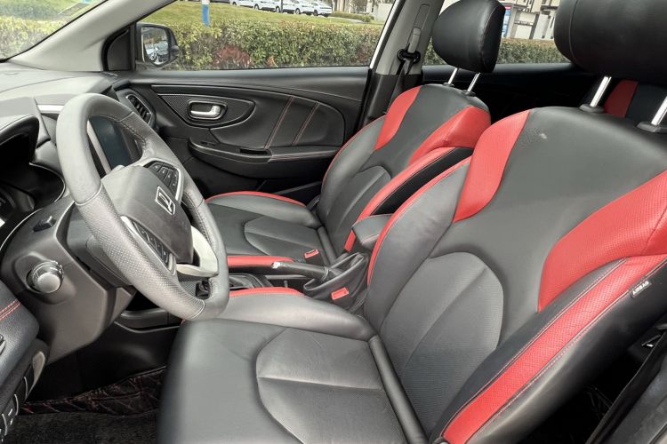 Used Luxgen U5 SUV 2017 1.6L CVT Jazz Edition Left Front Seat