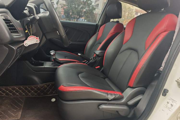 Used Luxgen U5 SUV 2017 1.6L CVT Prestige Edition Left Front Seat