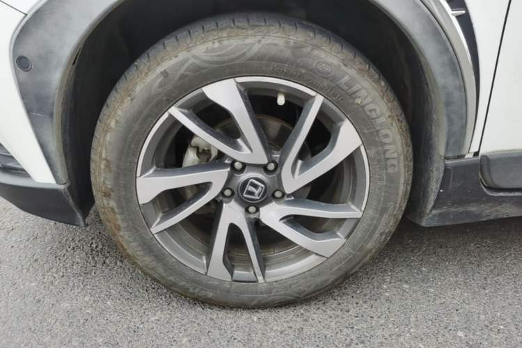 Used Luxgen U5 SUV 2017 1.6L CVT Jazz Edition Left Front Wheel Hub