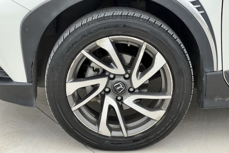 Used Luxgen U5 SUV 2017 1.6L CVT Jazz Edition Left Front Wheel Hub