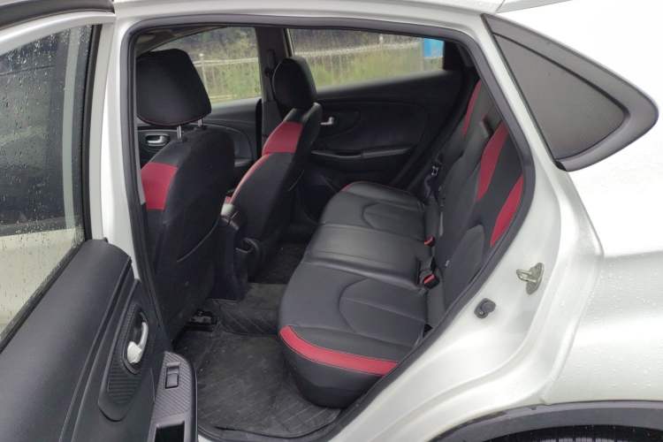Used Luxgen U5 SUV 2017 1.6L CVT Knight Edition Left Rear Seat