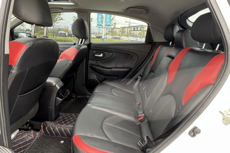 Used Luxgen U5 SUV 2017 1.6L CVT Jazz Edition Left Rear Seat