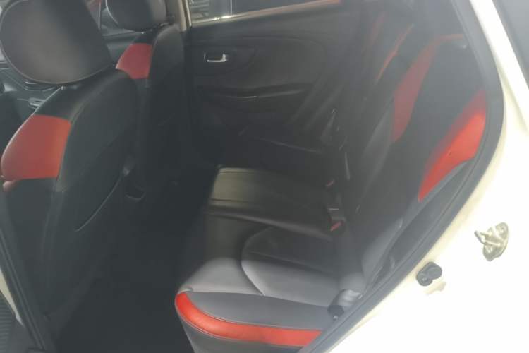 Used Luxgen U5 SUV 2017 1.6L CVT Flagship Edition Left Rear Seat