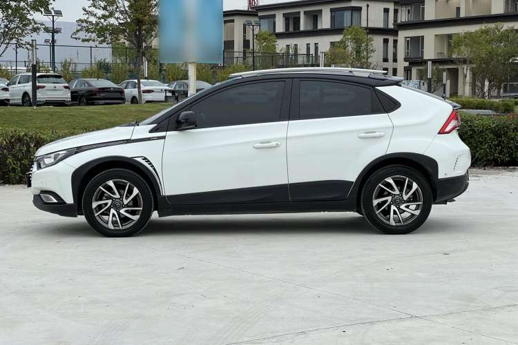 Used Luxgen U5 SUV 2017 1.6L CVT Jazz Edition Left Side