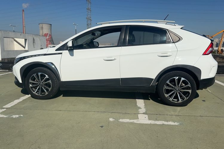 Used Luxgen U5 SUV 2017 1.6L CVT Knight Edition Left Side