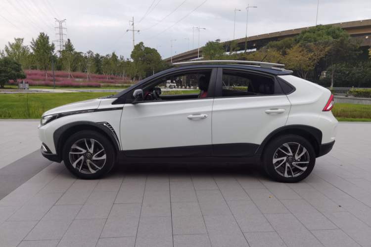 Used Luxgen U5 SUV 2017 1.6L CVT Maxima AR+ Edition Left Side