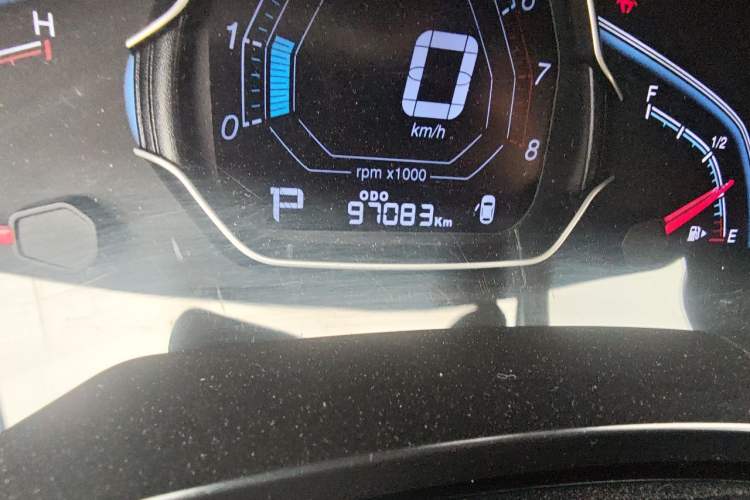 Used Luxgen U5 SUV 2017 1.6L CVT Jazz Edition Odometer Close Up