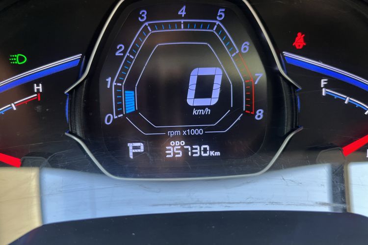 Used Luxgen U5 SUV 2017 1.6L CVT Jazz Edition Odometer Close Up