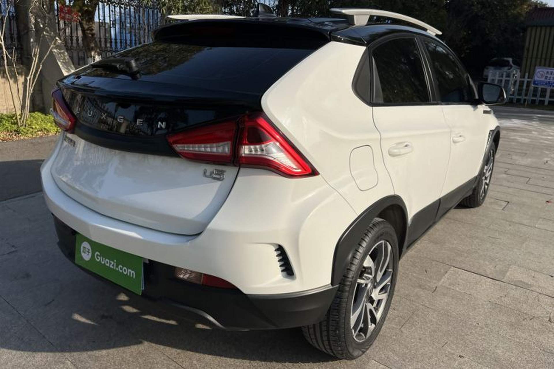 Used Luxgen U5 SUV 2017 1.6L CVT Jazz Edition Rear Right 45 Deg
