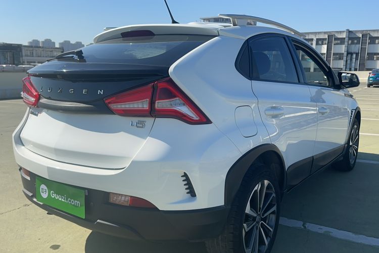 Used Luxgen U5 SUV 2017 1.6L CVT Knight Edition Rear Right 45 Deg