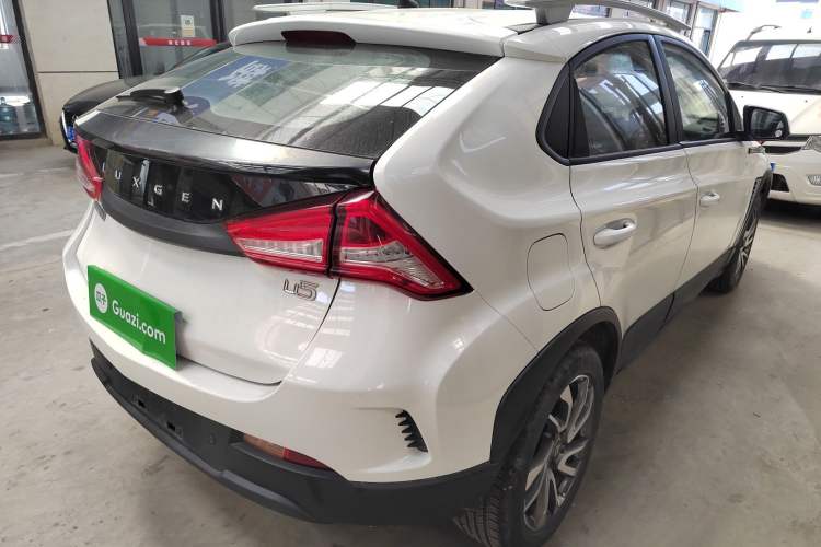 Used Luxgen U5 SUV 2017 1.6L CVT Knight Edition Rear Right 45 Deg