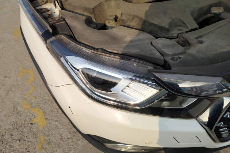 Used Luxgen U5 SUV 2017 1.6L CVT Knight Edition Right Front Headlight